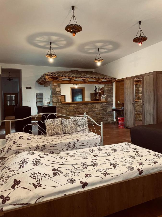 Winehouse Dolcevista Izola Apartment Bagian luar foto